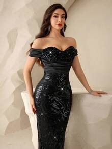 Coutiva Black Elegant Sequins Embellished Off Shoulder Bodycon Evening Gown - Black - View 6