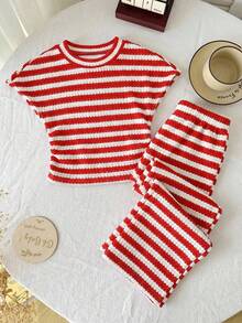 SHEIN 少女休闲度假优雅条纹提花针织修身褶皱短袖上衣和配套长裤套装 条纹套装 黑白套装 条纹两件套 条纹长裤 条纹上衣 少女套装 少女夏季套装 少女裤装 春夏条纹短袖套装 - 紅色 - 查看 5