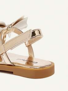 Cozy Pixies Một đôi dép xỏ ngón nơ vàng thời trang và đa năng, kiểu dáng công chúa 3D, thích hợp cho bé gái và trẻ nhỏ, phù hợp cho mùa hè. - Vàng - Xem 8