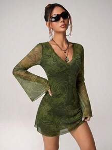 SHEIN ICON Y2K 女式波西米亚复古佩斯利印花蓝绿色休闲长袖V领收腰迷你连衣裙 - 軍綠色 - 查看 3