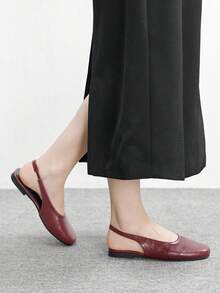 CUCCOO BIZCHIC 女士时尚舒适百搭方头平底鞋 - 酒紅色 - 查看 4