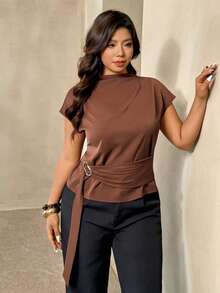 Auralis 大码纯色金属环褶皱优雅办公衬衫 - 咖啡棕 - 查看 6