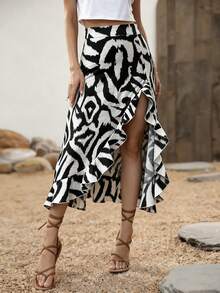 Breezaya Falda evasé con volantes y abertura alta con estampado de leopardo en blanco y negro y flores - Blanco y Negro - Ver 1