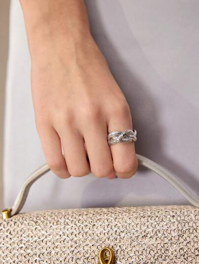 MOTF PREMIUM 18K GOLD PLATED BRAIDED OPEN RING