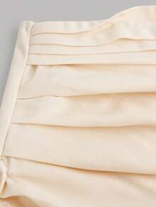 SHEIN Girlism 儿童夏季服装，柔软优雅荷叶边收胸纯色针织连衣裙，时尚派对装扮 - 少女香槟色女士连衣裙，金色连衣裙，优雅连衣裙，优雅米色连衣裙，青少年无肩带连衣裙，褶皱连衣裙，香槟色连衣裙，婚礼宾客礼服，舞会礼服，柔软优雅派对连衣裙，香槟色连衣裙，优雅连衣裙，奶油色连衣裙，女孩晚宴服装，舞会礼服 - 杏色 - 查看 4