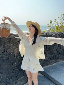 DAZY 两件套女式韩版杏色刺绣衬衫和短裤套装 - 杏色 - 查看 3