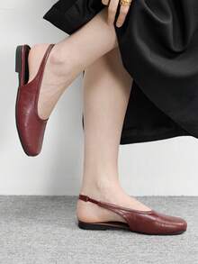 CUCCOO BIZCHIC 女士时尚舒适百搭方头平底鞋 - 酒紅色 - 查看 5