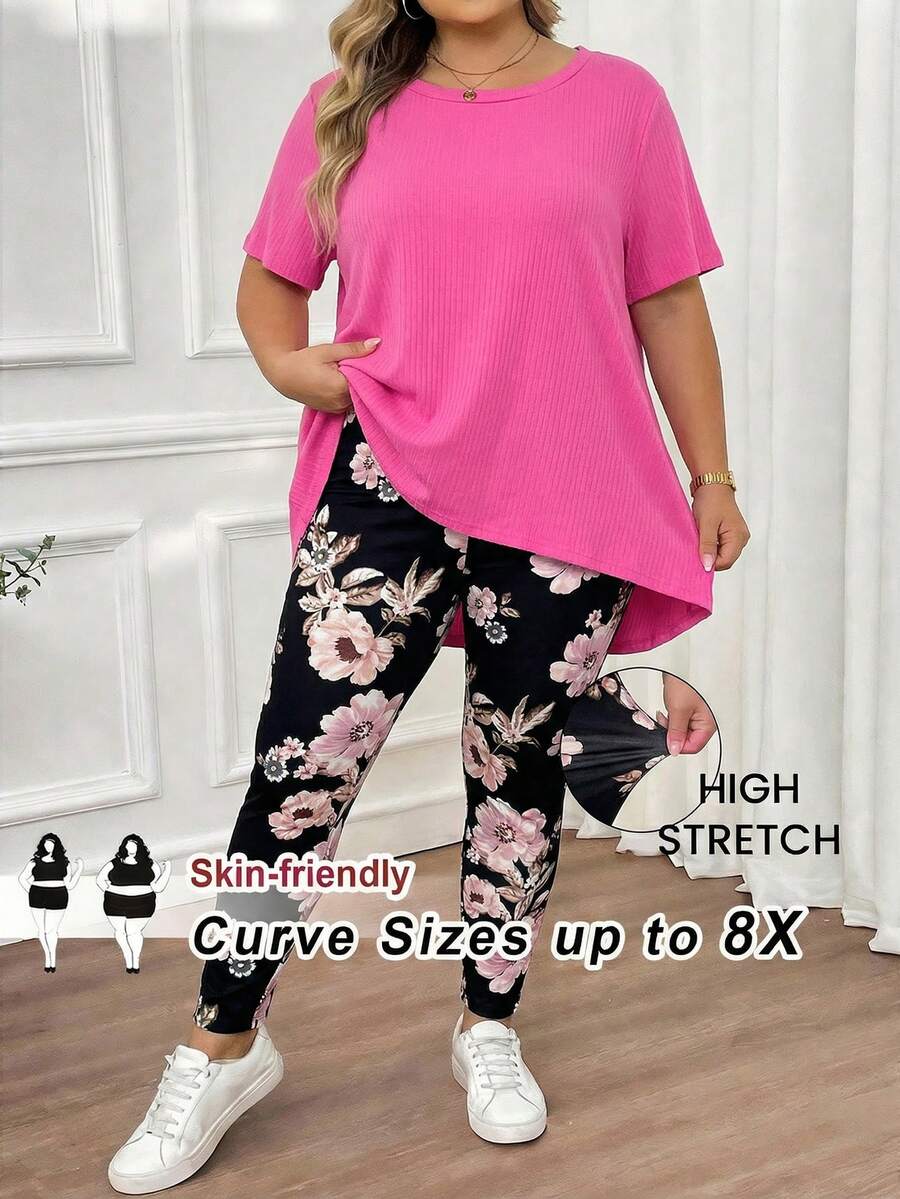 SHEIN CURVE+ 大尺碼女款粉色花卉夏季休閒日常兩件套，圓領短袖不對稱下擺T恤與花卉印花休閒長褲