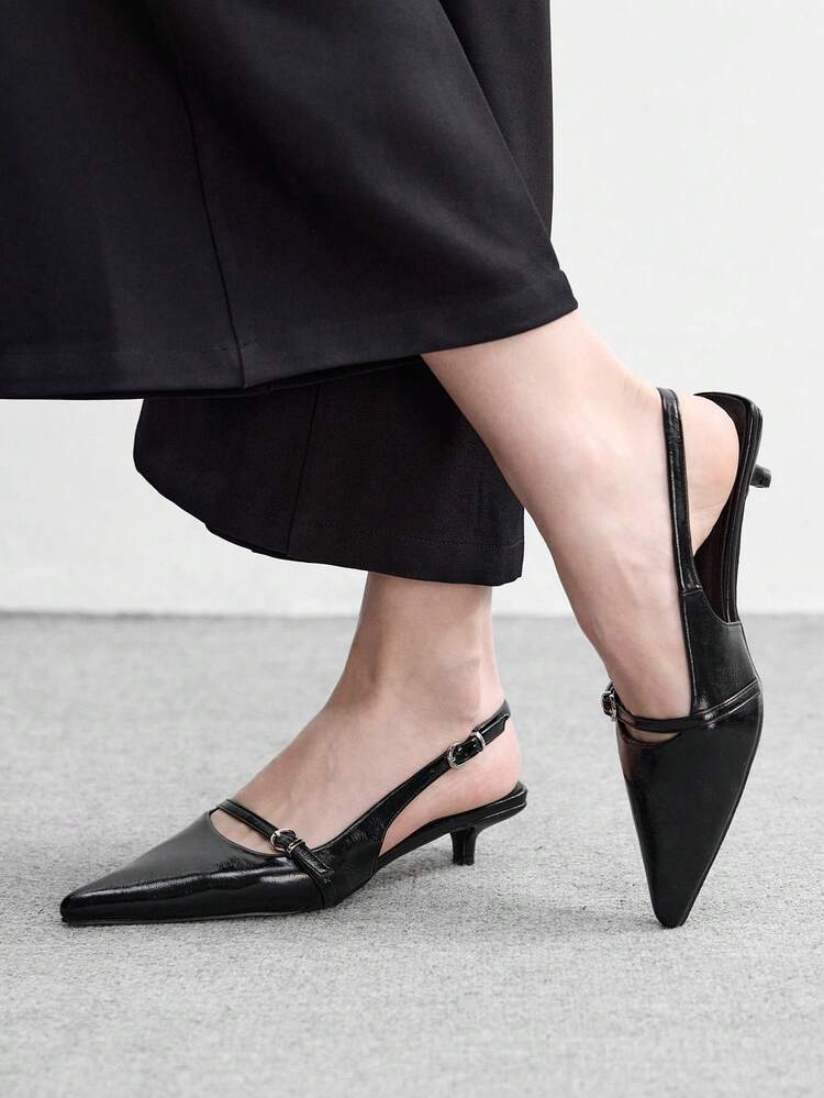 CUCCOO BIZCHIC Women Heeled Sandals