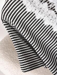 CosyJoli 加大码法式后背撞色蕾丝条纹针织毛衣 - 黑與白 - 查看 5