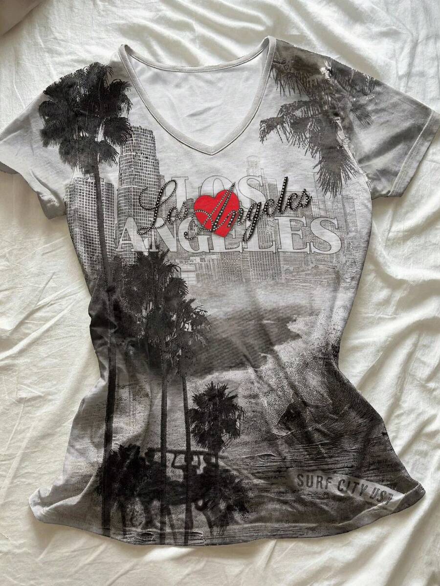 Glimmora 复古Y2K风格女式V领短袖印花T恤，舒适百搭，适合日常穿着，四季皆宜。 - 彩色 - 查看 1