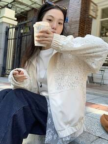 Livesso 蕾丝拼接休闲高领女式常规外套 - 米色 - 查看 5