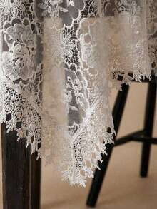 Cirelle 花卉图案蕾丝桌布刺绣水溶性透明涤纶桌垫咖啡茶餐桌罩家居厨房装饰婚礼订婚派对乔迁礼物春夏下午茶庆祝活动装饰 - 白色 - 查看 2