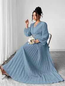 Elenzga 大码女式粉色金属扣装饰褶皱收腰V领连衣裙，衬衫领和袖口设计，适合返校、毕业典礼、情人节、音乐节、母亲节、万圣节、感恩节、复活节、国庆节、舞会、约会派对、婚礼季、户外旅行等场合。 - 霧霾藍 - 查看 4