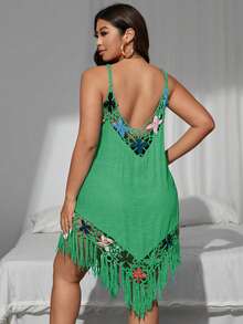 SHEIN Swim Curve 大码女式吊带花卉拼接流苏修身沙滩度假连体连衣裙 - 綠色 - 查看 2