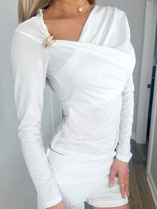Sydney Algeri Women's New Elegant Asymmetric Shoulder Long Sleeve Wrap Metallic Decor Ruched Slim Fit White T-Shirt, Suitable For Autumn, Back To School Season, Fall Women Clothes, All White, Airport, Going Outs White Shirt - White - View 5