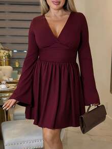 Cioccolato 1pc Solid White Minimalist Daily Sexy Deep V-Neck Long Sleeve Ruffle Cuff Fitted Waist Mini Dress, Autumn/Winter - Burgundy - View 3