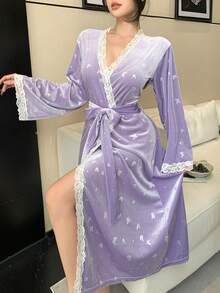 DAZY 蝴蝶印花蕾丝拼接宽松长袖女士睡袍 - 淡紫色 - 查看 4