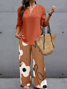 EMERY ROSE Bộ đồ 2 mảnh dành cho nữ cỡ lớn, kiểu dáng thường ngày: áo cổ chữ V tay dài và quần ống rộng in hoa, thích hợp cho kỳ nghỉ. - Màu nâu  Mocha - Xem 3