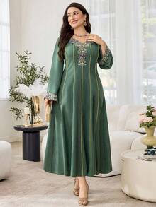 Al Najma Elegant Embroidered Trim Splice Long Sleeve Modest Plus Size Dress - Green - View 8