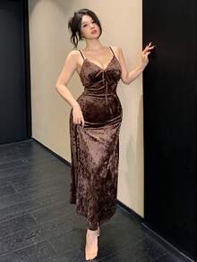 DAZY 迷人復古花卉圖案天鵝絨與蕾絲拼接修身長款女式睡袍睡衣 - 棕色 - 查看 7