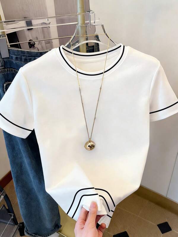 Resyla Camiseta ajustada casual con estampado de rayas blancas clásicas para mujer, diseño versátil para uso diario, estudiante, actividades al aire salidas