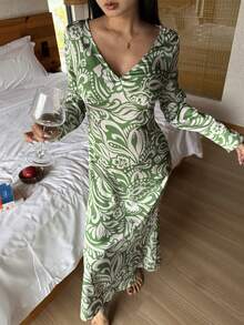 DAZY Charming Floral Print Cinched Waist Long Nightgown For Women Pajamas - Green - View 1