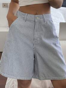 DAZY Women's Striped Loose Straight Leg Mid-Thigh Denim Shorts - Grey - View 3