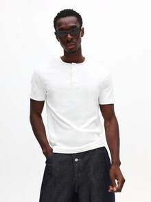 SUMWON Kaos Henley Lengan Pendek Bergaris Esensial Pria dengan Kancing Depan, Atasan Kasual Nyaman untuk Musim Semi dan Musim Panas - Putih - View 4
