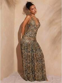 Hauture Sexy Summer Vacation Abstract Printed Deep Plunge Ruched Halter Open Back Maxi Dress - Multicolor - View 3