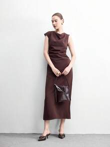 CUCCOO BIZCHIC Sepatu hak rendah runcing berwarna cokelat elegan untuk wanita dengan detail gesper, model selop. - Chocolate Brown - View 5