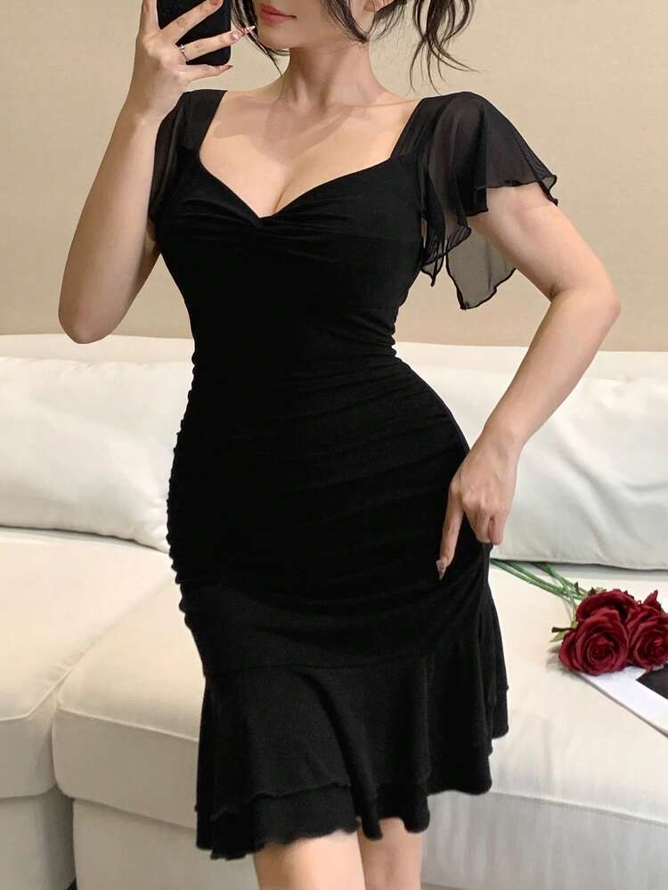 Women's Pleated V-Neck Ruffle Hem Nightgown Sleepwear Dress
