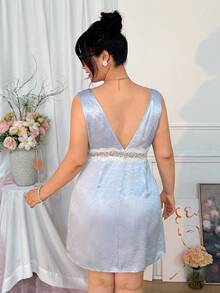 CovetEZ 大码女式深V领蕾丝拼接性感派对连衣裙 - 淺藍色 - 查看 8