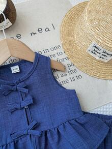 SHEIN LMoss Kids LMoss 嬰兒女童圓領蝴蝶結裝飾荷葉邊上衣與短褲套裝，休閒可愛純色極簡風海軍藍套裝，嬰兒女童夏季款 - 藍色 - 查看 3