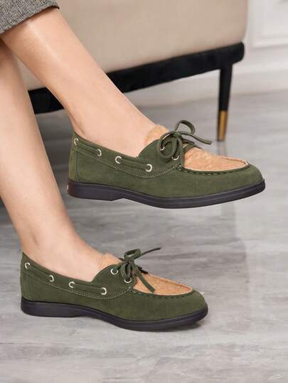 Sleekvia Casual Versatile Commuting Fringe Decor Flat Loafers