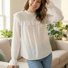 Ticali Top Elegante De Manga Farol Con Acabado De Ribete Fruncido Y Cuello Victoriano C8072 - Blanco - Ver 9