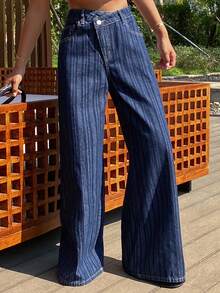 DAZY Women's Criss-Cross Waist Striped Vacation Jeans - Blue - View 4