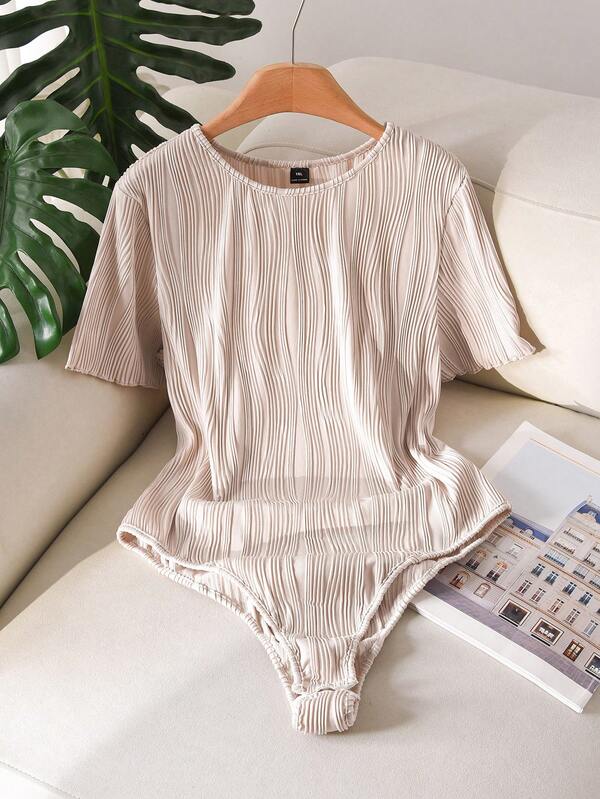 CosyJoli Plus Size Bodysuit, Casual Women's Clothing, Tight Short Sleeve Summer Outerwear Short Sleeve Bodysuit Pleated Top Comfortable Bodysuit Women's Short Sleeve Top One Piece Bodysuit