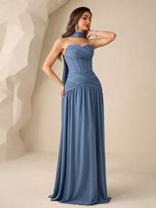 Coutiva 女士纯色褶皱无肩带荷叶边设计优雅正式晚礼服 - 霧霾藍 - 查看 4