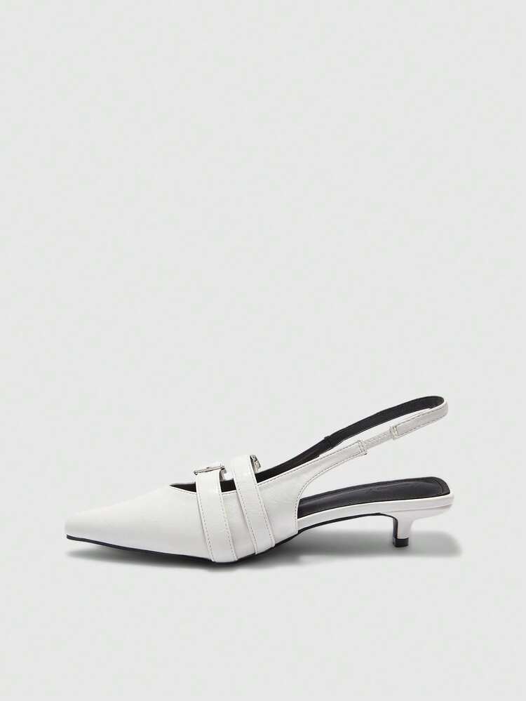 CUCCOO BIZCHIC Women Heeled Sandals