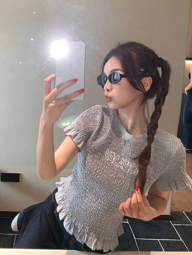 Women's Retro American Jersey Style Round Neck Ruched Slim Fit Graphic Print Short Sleeve T-Shirt