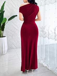 Feyla Women's Elegant Party Rhinestone Embellished Asymmetric Neck Long Dress - Burgundy - View 3