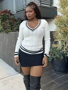 Tyla Gomez Tailored Low Rise Mini Skirt Elegant Spring Summer Y2k Cute 90's Casual Capsule Holiday Vacation Fall Winter Halloween Christmas - Black - View 1