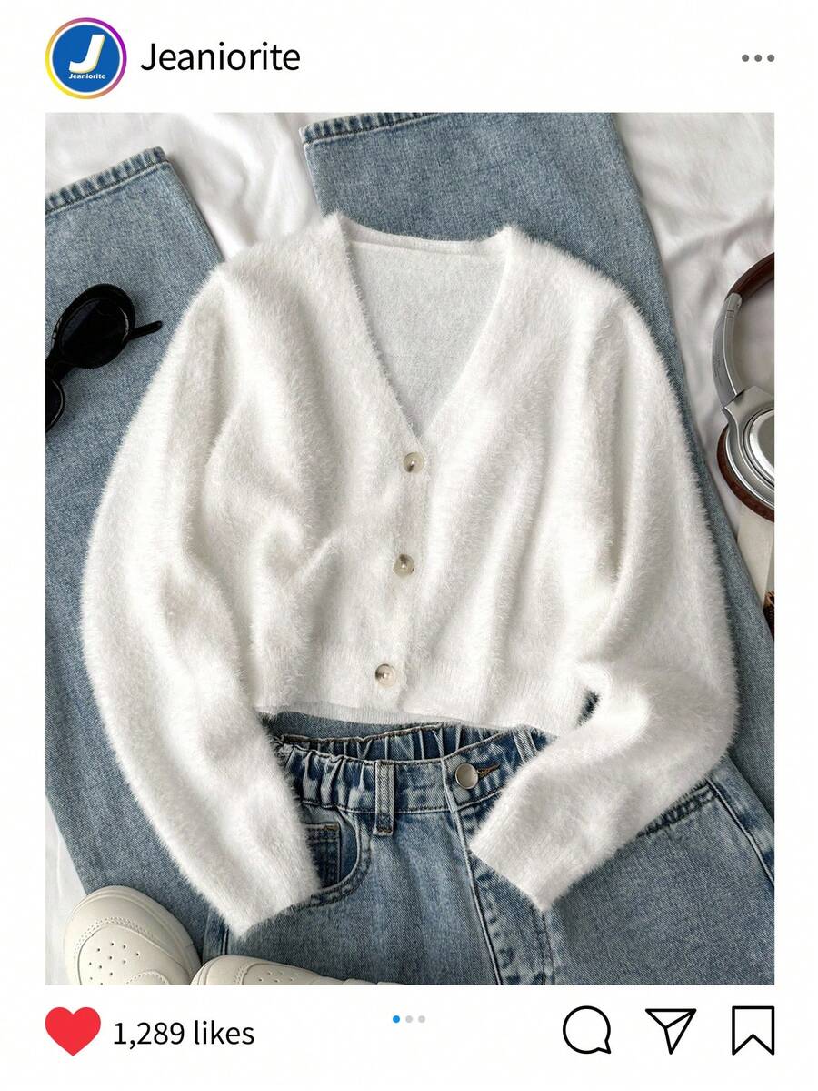 SHEIN Genkimix Kids Tween Girl Solid Color Long Sleeve Single-Breasted Loose Knit Cardigan. Suitable For Quality Time With Parents, Attending Gatherings, Outdoor Activities, Holiday Celebrations Like Halloween And Christmas, Also Great For Outfit Shots - White - View 1