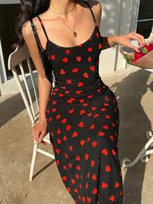 SHEIN EZwear 女士爱心印花中长连衣裙，修身吊带连衣裙，适合夏季穿着 - 彩色 - 查看 1