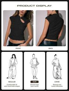 Nöista 秋季上衣，灵感源自中式旗袍，清新甜美，修身剪裁。立领设计，缀以纽扣，更显传统韵味。不对称剪裁更添个性与柔美线条。 - 黑色 - 查看 8