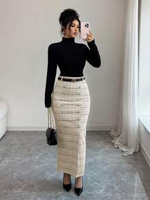 SHEIN Elenzya Chân váy maxi dáng suông cạp cao, xẻ tà, cài khuy ngọc trai, chất liệu len pha, thích hợp cho các dịp thường ngày, tiệc tùng, mùa thu/đông. - Màu be - Xem 4