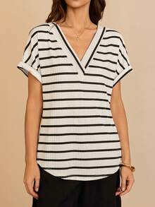 Lymera 女士新款时尚休闲百搭黑白条纹提花蝙蝠袖短袖V领T恤 - 彩色 - 查看 3