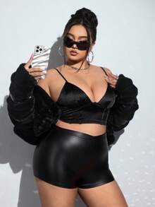 SHEIN ICON Plus-Size Women's Shiny PU Mini Shorts, A Fashionable Choice For Summer. - Black - View 4