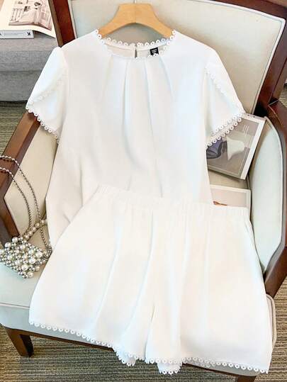 GlowEve CURVE 两件套女士优雅荷叶边圆领短袖上衣和荷叶边短裤套装